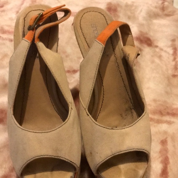 Wedges - Picture 2 of 2